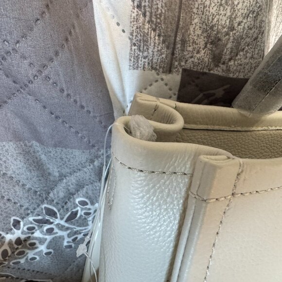 Marc Jacobs The Wicked Witch Leather Medium Tote Bag - Picture 6 of 8